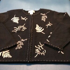 Susan Bristol Women's XL Wool Black Hand Embroidered White Leaves Cottagecore